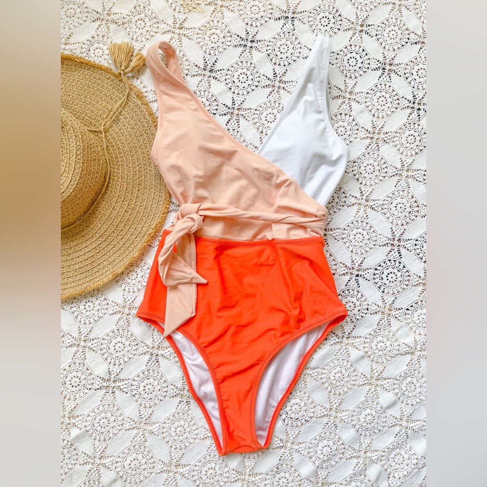 Cupshe Swimsuit ☀️